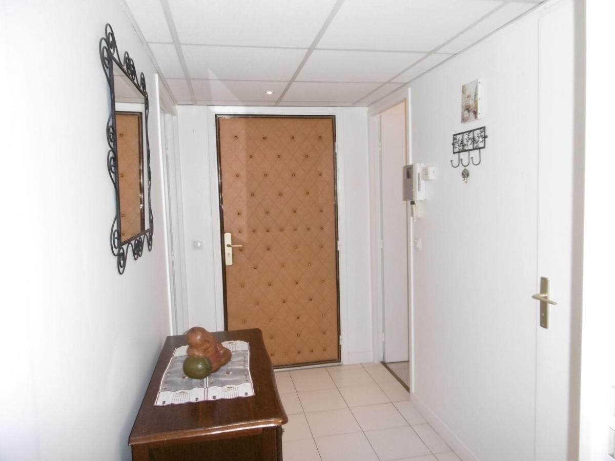 Apartment Et Jardin En Centre Saint-Raphael (Var)